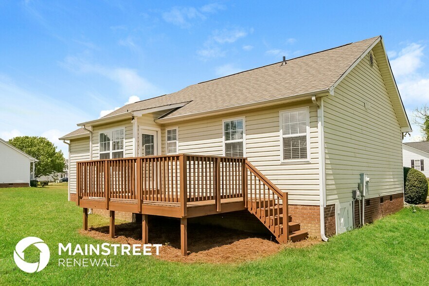 Building Photo - 129 Landmark Dr
