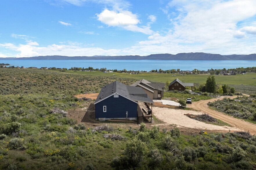 Building Photo - 421 Bluegrass Way