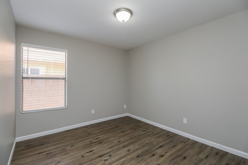 Building Photo - 2267 E Arabian Dr