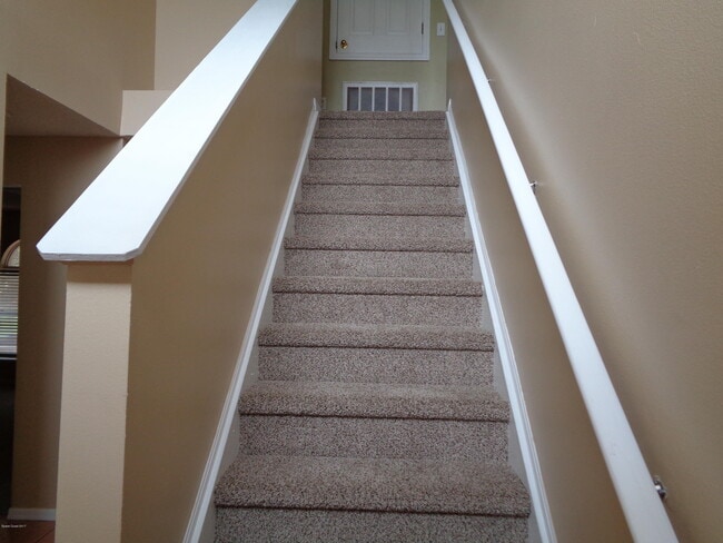 Building Photo - 1677 Sawgrass Dr SW
