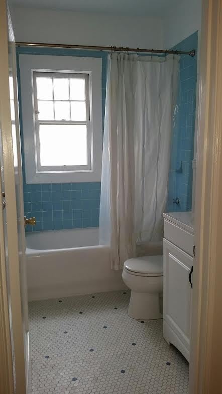 Building Photo - Really nice apartment with office space in...