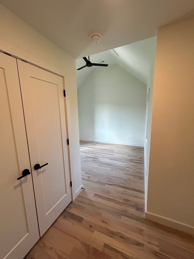 Building Photo - Amazing New Construction in North Nashville!