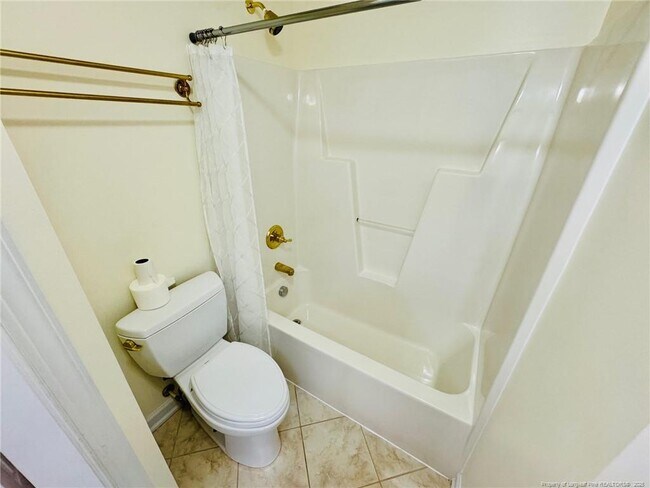 Building Photo - 262 Citadel Ct
