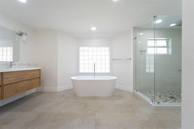 Building Photo - 16782 SW 78th Ct