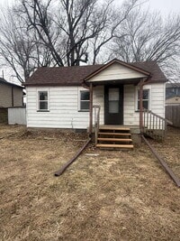 Building Photo - 5508 SW 8th St