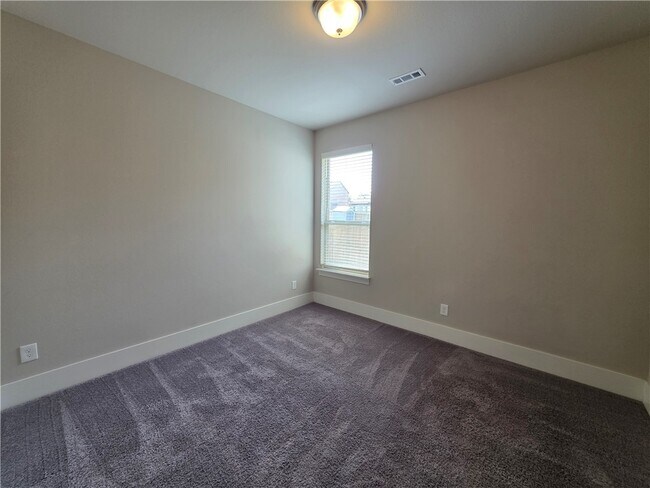 Building Photo - 616 Mill Pond Wy