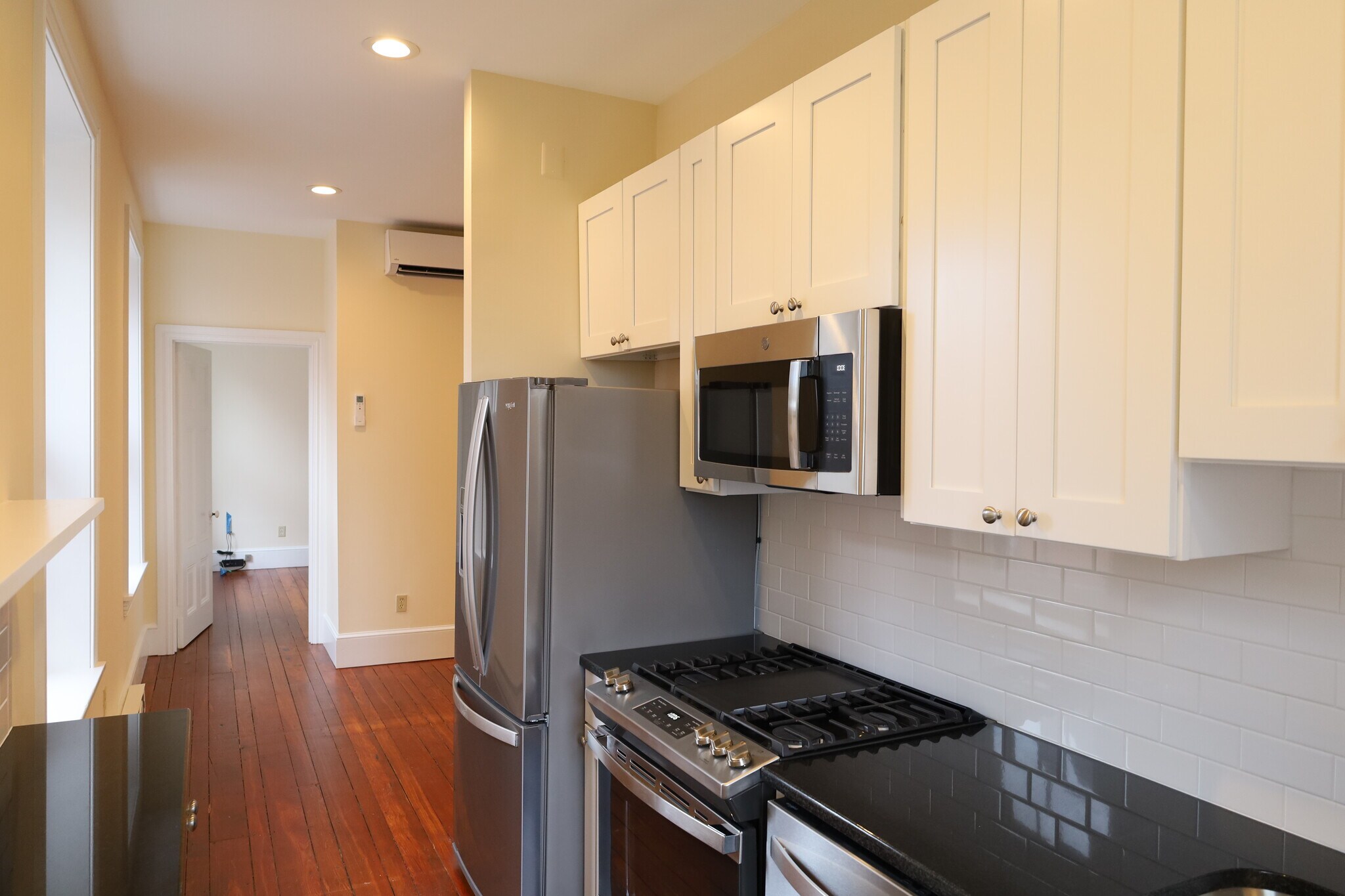 Building Photo - 105 Bethlehem Pike