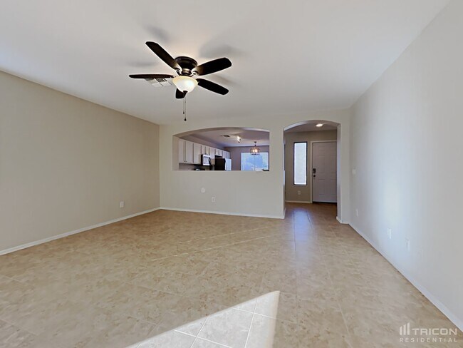 Building Photo - 2013 S 86th Dr