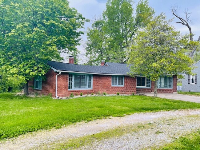 Building Photo - Move-In March & Get 50% Off Your First Month! Charming 2-Bed Northside Home!