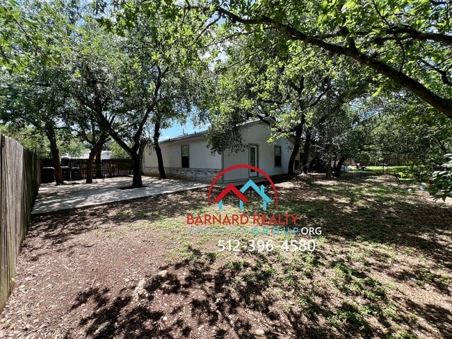 Building Photo - Newly Remodeled 3 Bedroom, 1.5 Bath