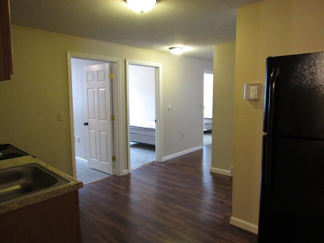 Building Photo - 1100 RES