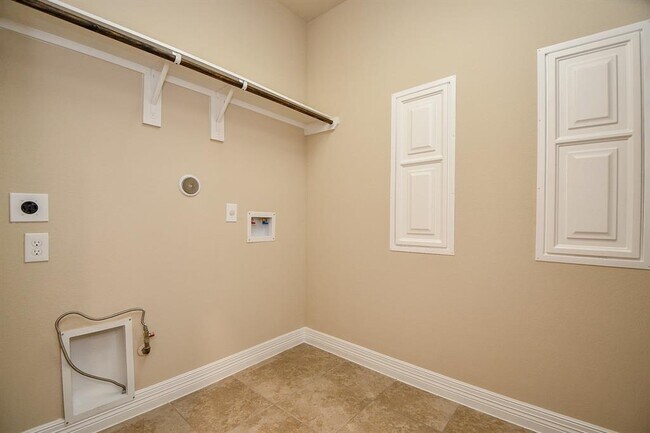 Building Photo - 5551 Mangrove Creek Ln