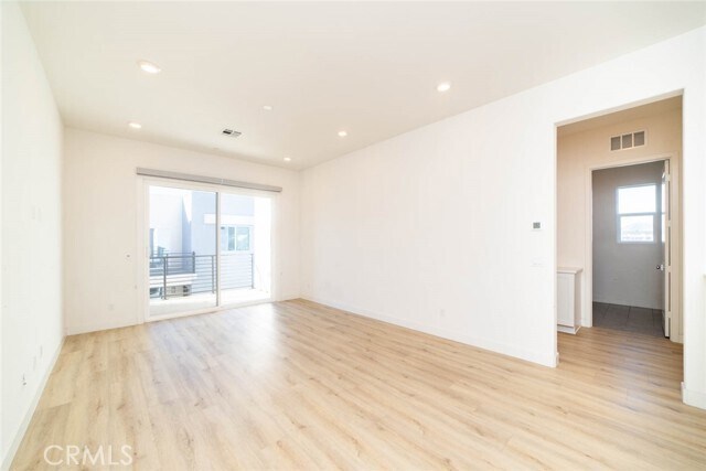 Building Photo - 155 Baluster