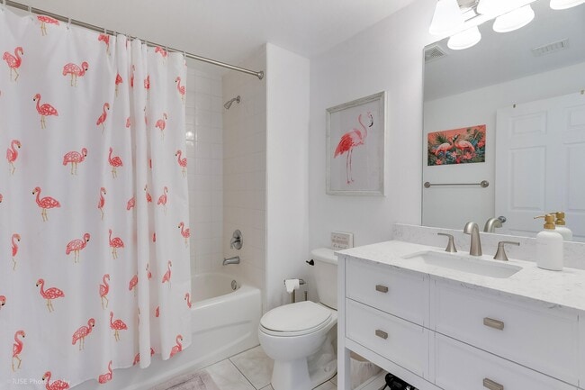 Building Photo - 255 Evernia St