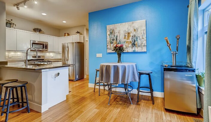 Living Room/Kitchen - 1285 Xavier St