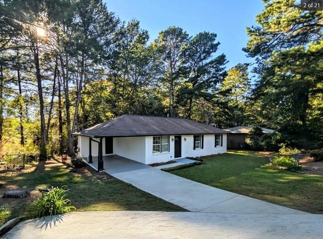 Building Photo - 537 Eastside Dr