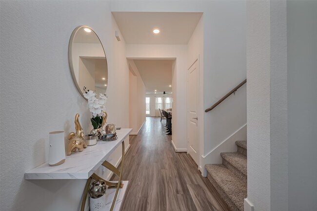 Building Photo - 21611 Shadowbrook Birch Dr