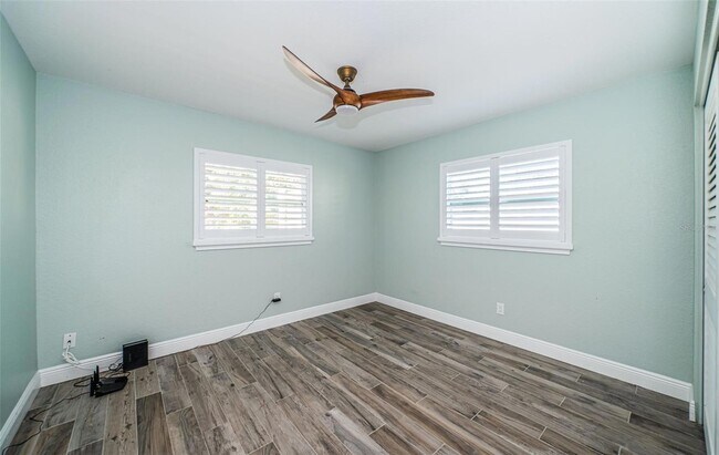 Building Photo - 969 Gulf View Blvd