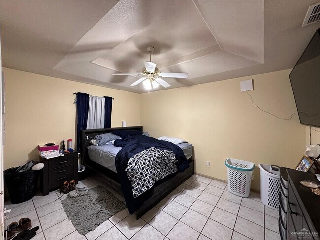 Building Photo - 7 Inspiration Rd