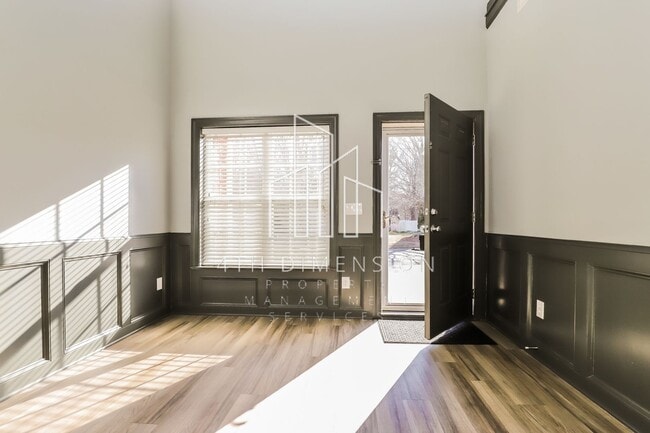 Building Photo - 103 Eva Dr