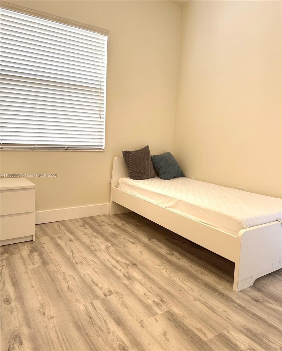 Building Photo - 7855 NW 104th Ave