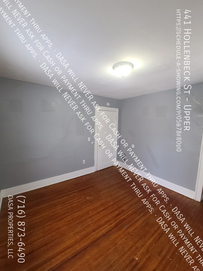 Building Photo - 439-441 Hollenbeck Upper - 2 Bed / 1 Bath