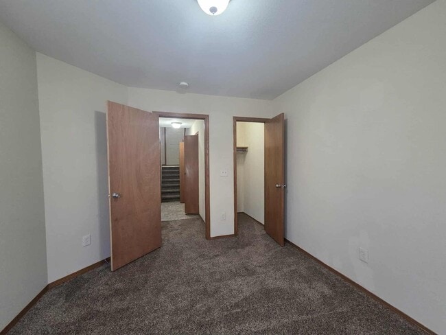Building Photo - Affordable rental!!!