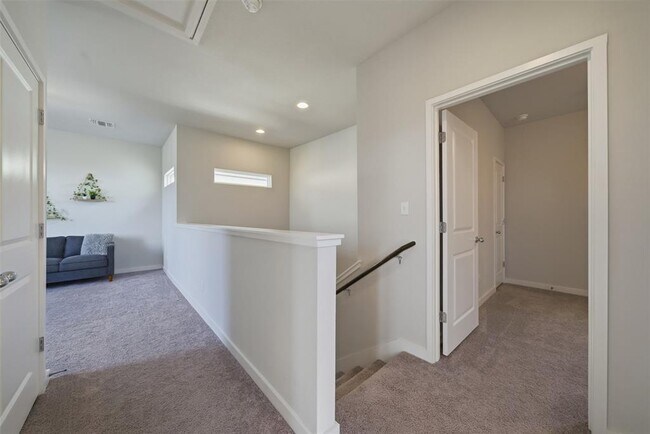 Building Photo - 17303 Emperador Dr