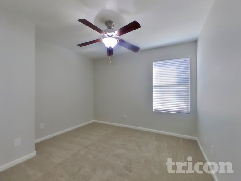 Building Photo - 12577 W Steed Ridge