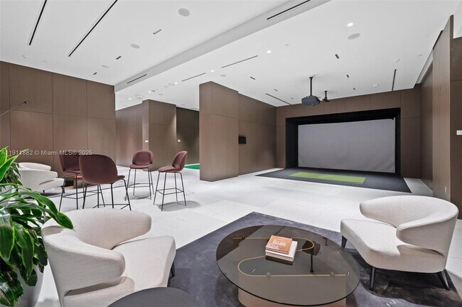 Building Photo - 300 Biscayne Blvd Way