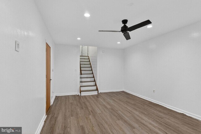 Building Photo - 21228 McFadden Square