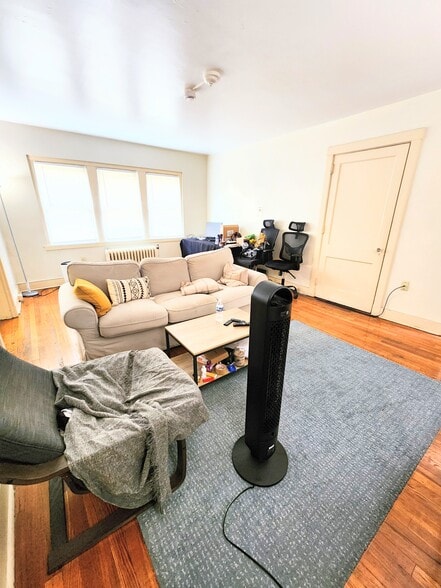 Building Photo - 5862 Forbes Ave