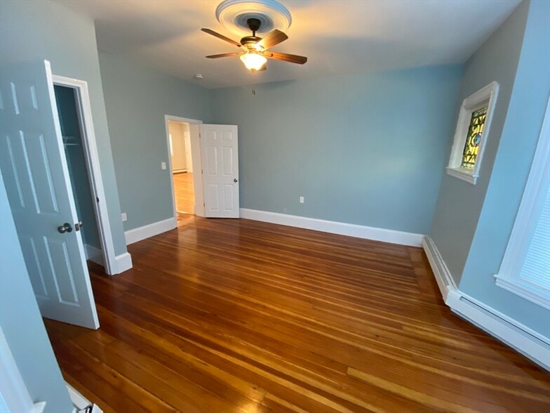 Building Photo - 73 Hall Ave