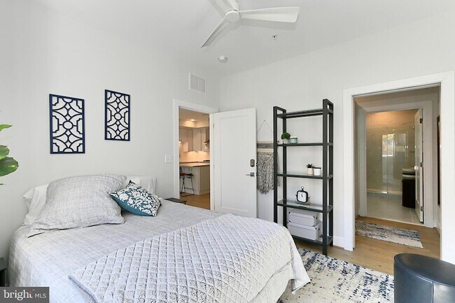 Building Photo - 635 Slaters Ln