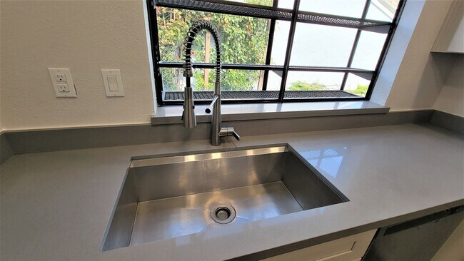 Building Photo - 4265 Nerissa Circle