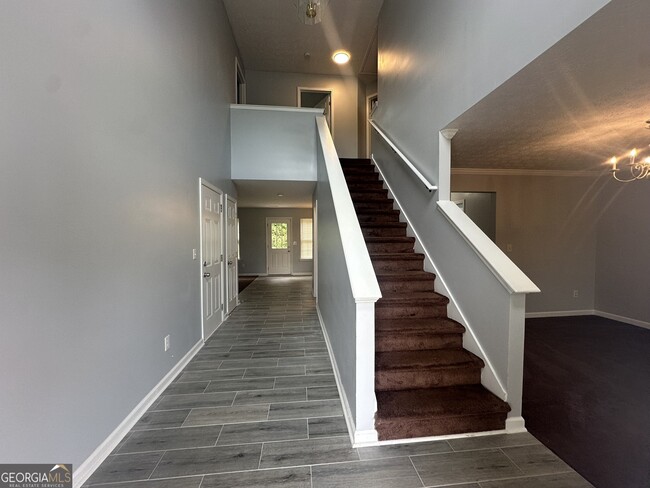 Building Photo - 2877 Partin Pl