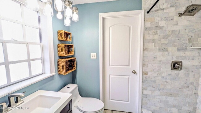 Building Photo - 1218 Dancy St