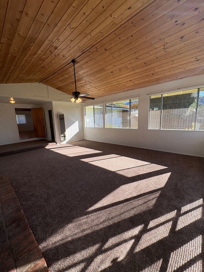 Building Photo - 217 Gridley Rd