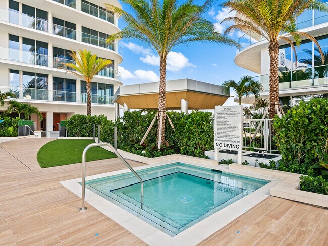 Building Photo - 151 N Seabreeze Blvd