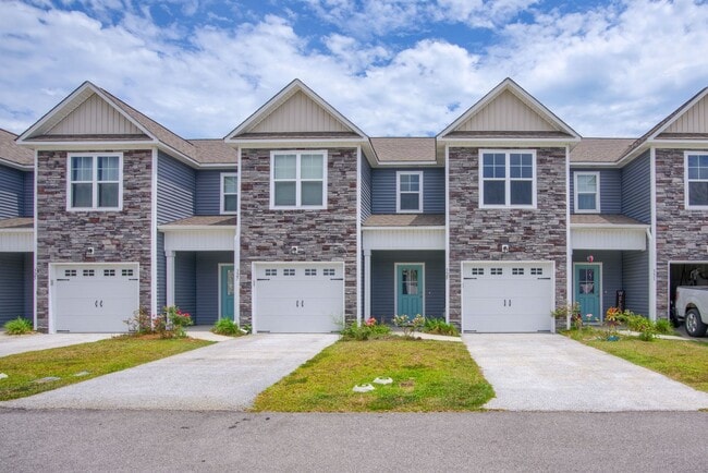 Building Photo - 329 S Stingray Ln