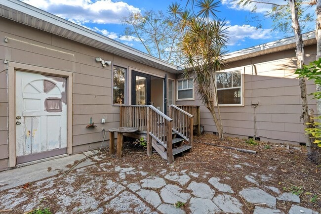 Building Photo - 4514 9th Ave N