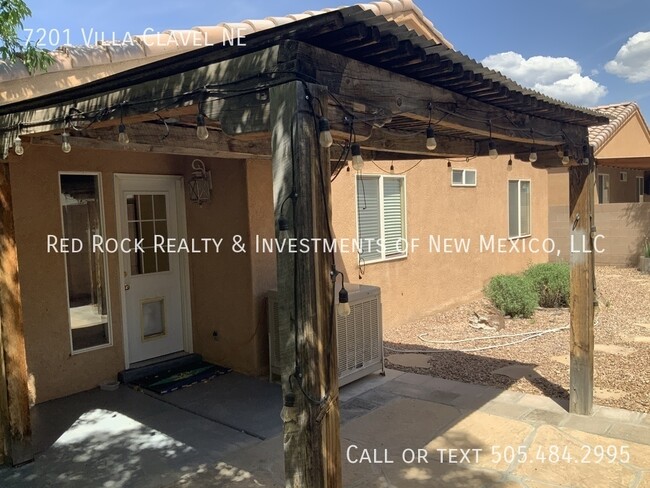 Building Photo - 7201 Villa Clavel NE