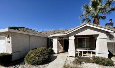 Building Photo - 1209 Duck Blind Cir