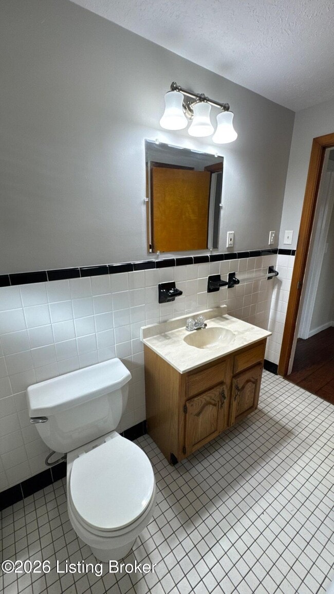 Building Photo - 113 Southview Terrace