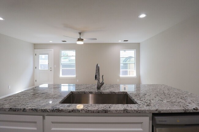 Building Photo - New Construction | 3 Bedroom | 2.5 Bathroom | Sand Springs