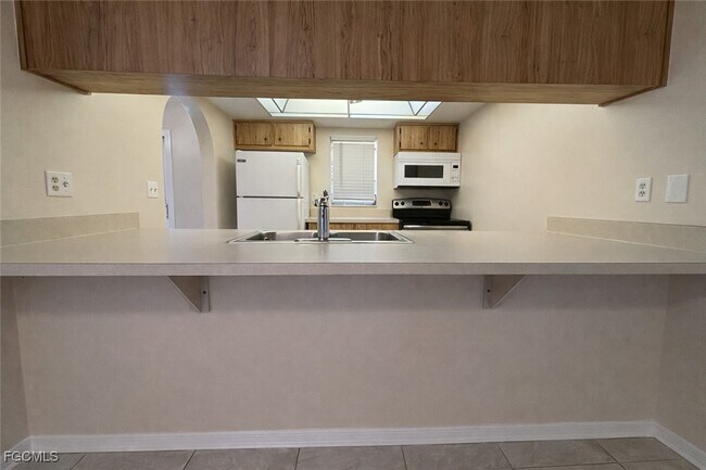 Building Photo - 3603 SE 9th Pl