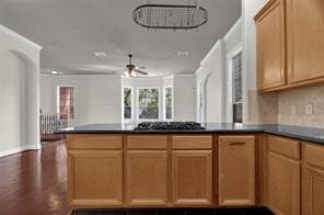 Building Photo - 1006 Temple St