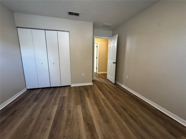 Building Photo - 12388 NE 48th Loop