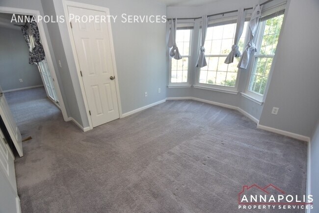 Building Photo - 1980 Scotts Crossing Way