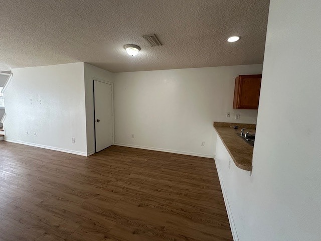 Building Photo - Prime Location! 3BR Townhome Near St. Augustine Outlets with Pond View